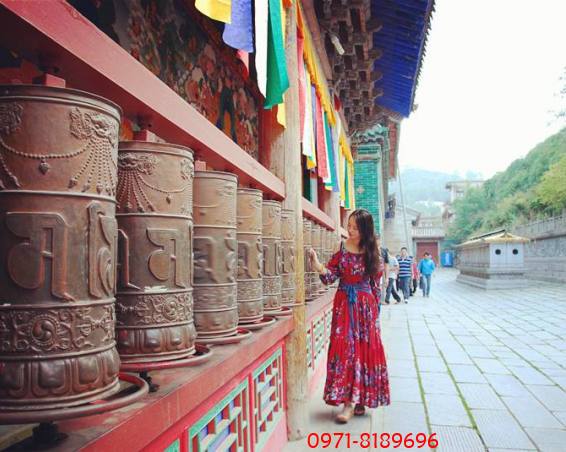 塔尔寺、青海湖、茶卡盐湖纯玩2日游